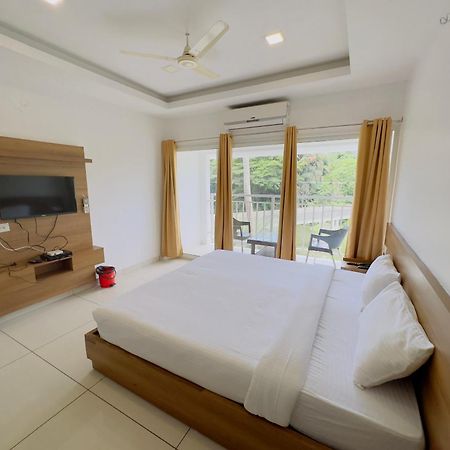 Hotel Lets Stay Kochi Exterior foto