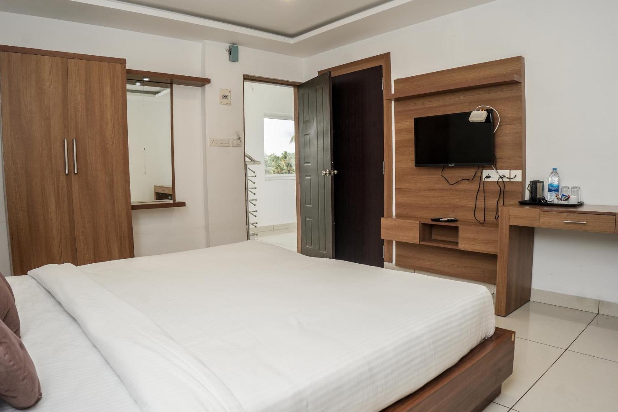 Hotel Lets Stay Kochi Exterior foto